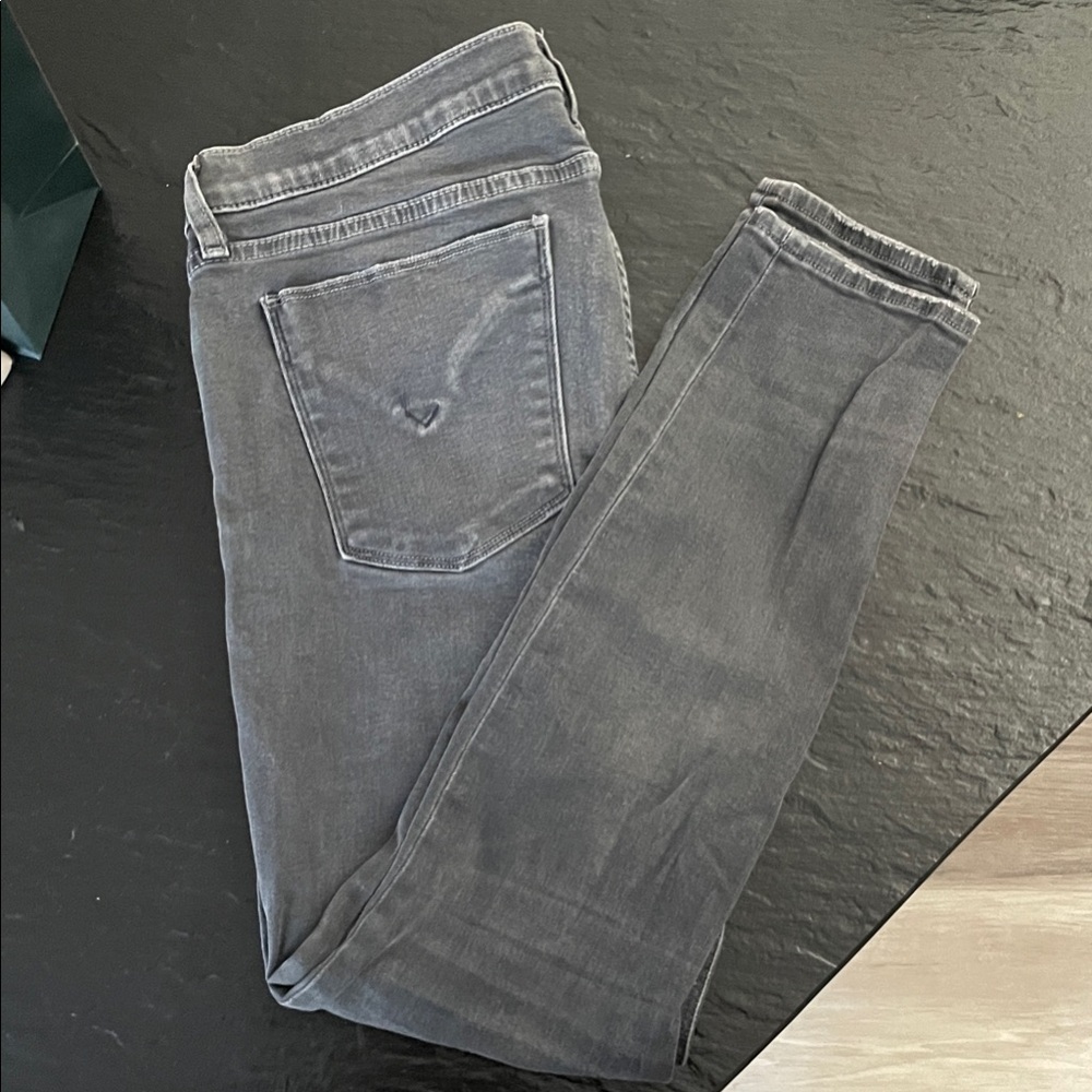 Chic Charcoal Skinny Jeans for Women